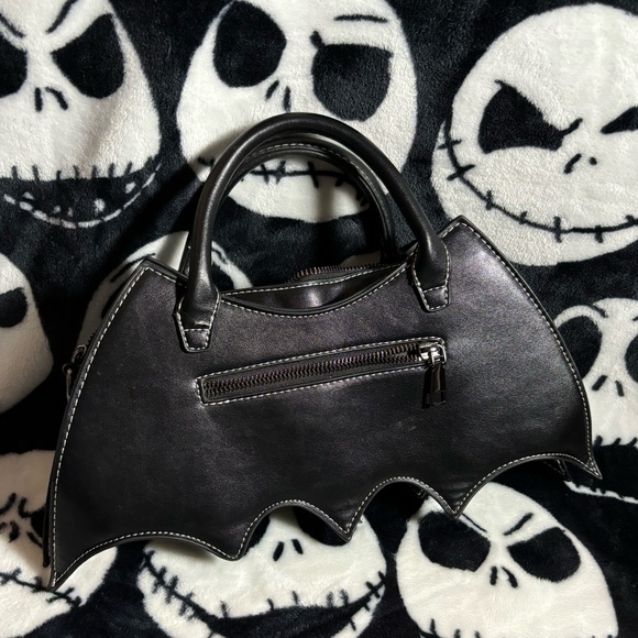 Spiderweb Bat Purse - Picture 6 of 6